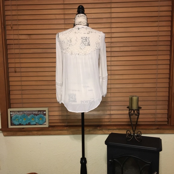 American Eagle Button Down Long Sleeve Blouse - Picture 8 of 8